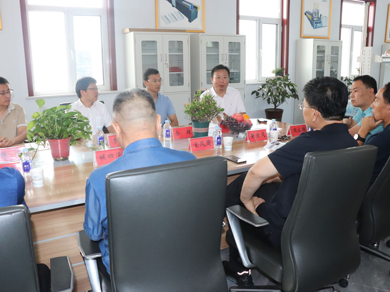 滄州中拓冷彎成型設(shè)備有限公司-燕山大學(xué)校企合作實習(xí)基地掛牌儀式在泊頭市隆重舉辦 滄州中拓冷彎成型設(shè)備有限公司-燕山大學(xué)校企合作實習(xí)基地掛牌儀式在泊頭市隆重舉辦