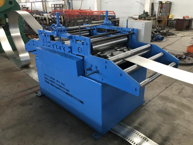 C型鋼成型機設備生產線