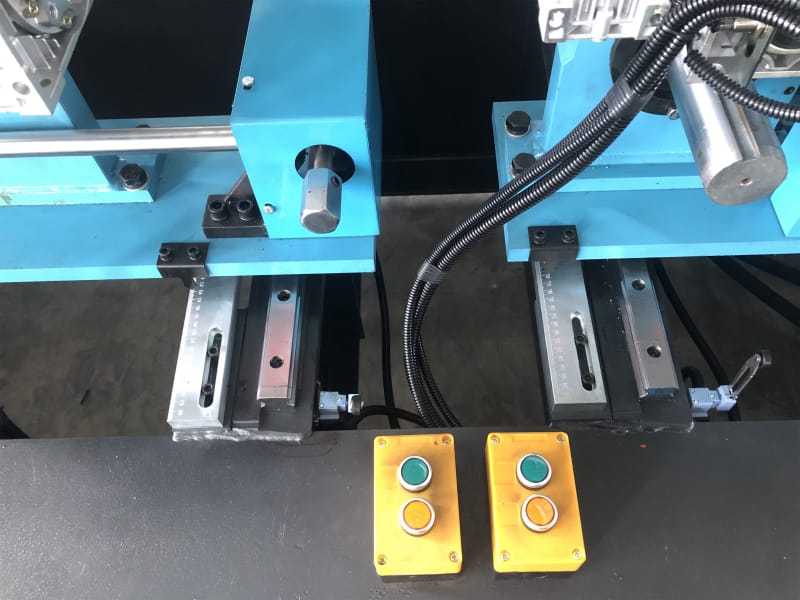 CZ型鋼成型機設備生產線 CZ型鋼成型機設備生產線