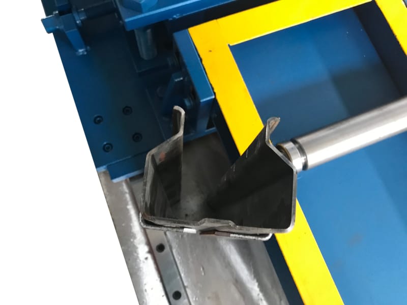 貨架立柱系統設備