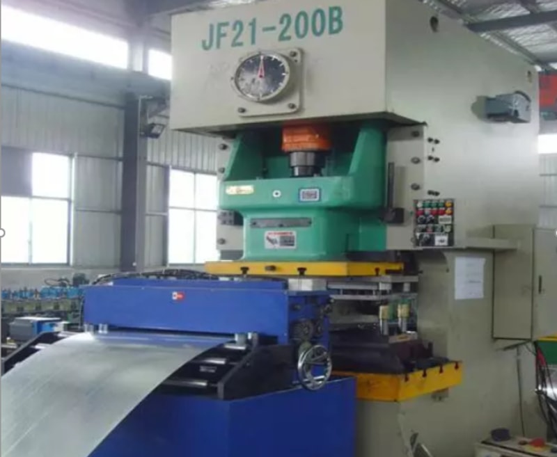 中拓冷彎電纜橋架輥壓成型設備