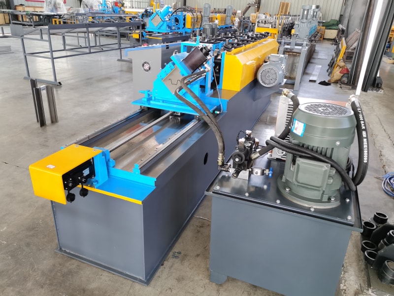 中拓高速自動小帽龍骨成型設備