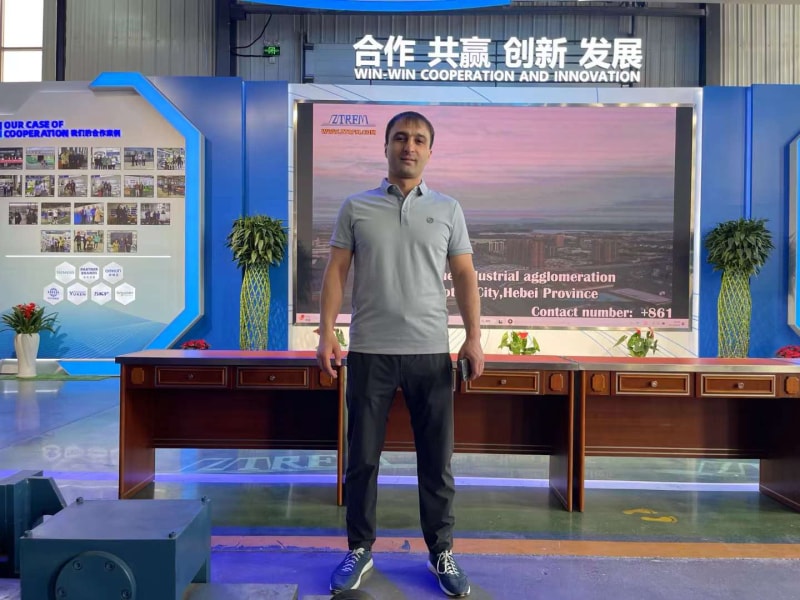 熱烈歡迎哈薩克斯坦國(guó)外客戶來(lái)訪中拓冷彎，共創(chuàng)輝煌新篇章