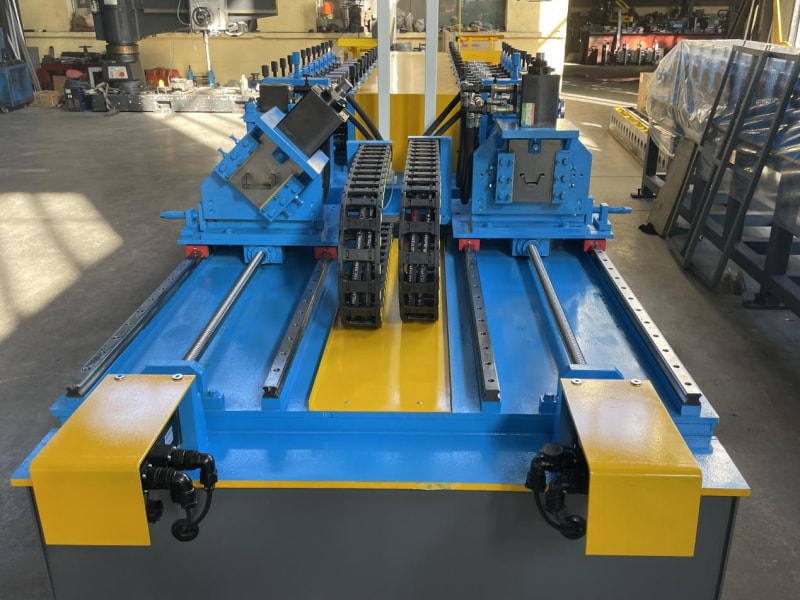 如何在一臺成型機上生產C型鋼和帽型鋼? 如何在一臺成型機上生產C型鋼和帽型鋼?