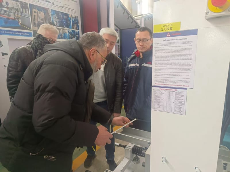 出口沙特地區的型鋼機設備,中拓冷彎工程師展實力以專業攻克小邊與腰高難題 出口沙特地區的型鋼機設備,中拓冷彎工程師展實力以專業攻克小邊與腰高難題