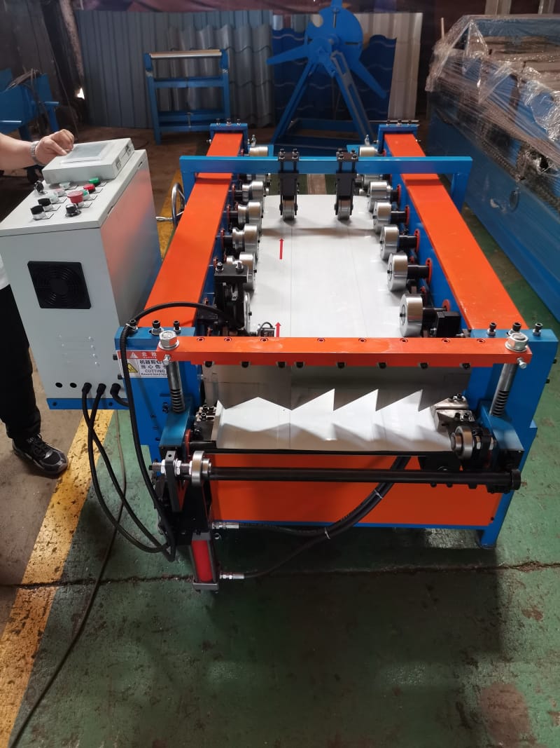 一文讀懂立縫屋面瓦成型機：適用場景、立縫分類與客戶需求全解析