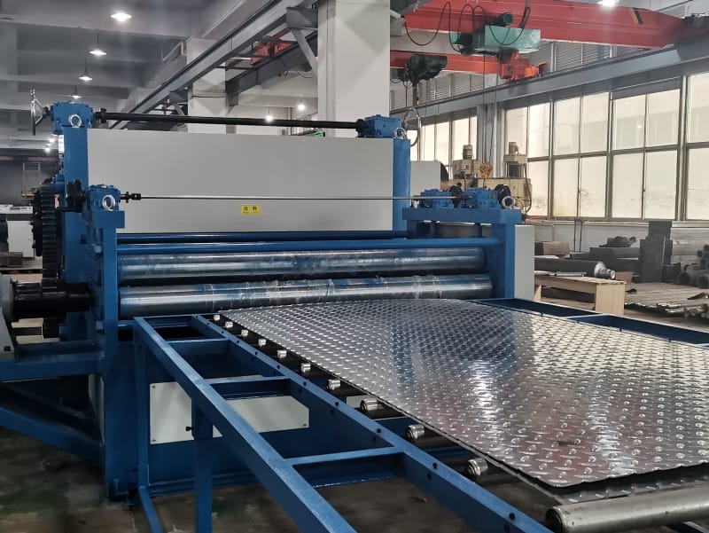 滄州中拓機械蛇年首單!柳葉型壓花機設備遠銷巴西 滄州中拓機械蛇年首單!柳葉型壓花機設備遠銷巴西