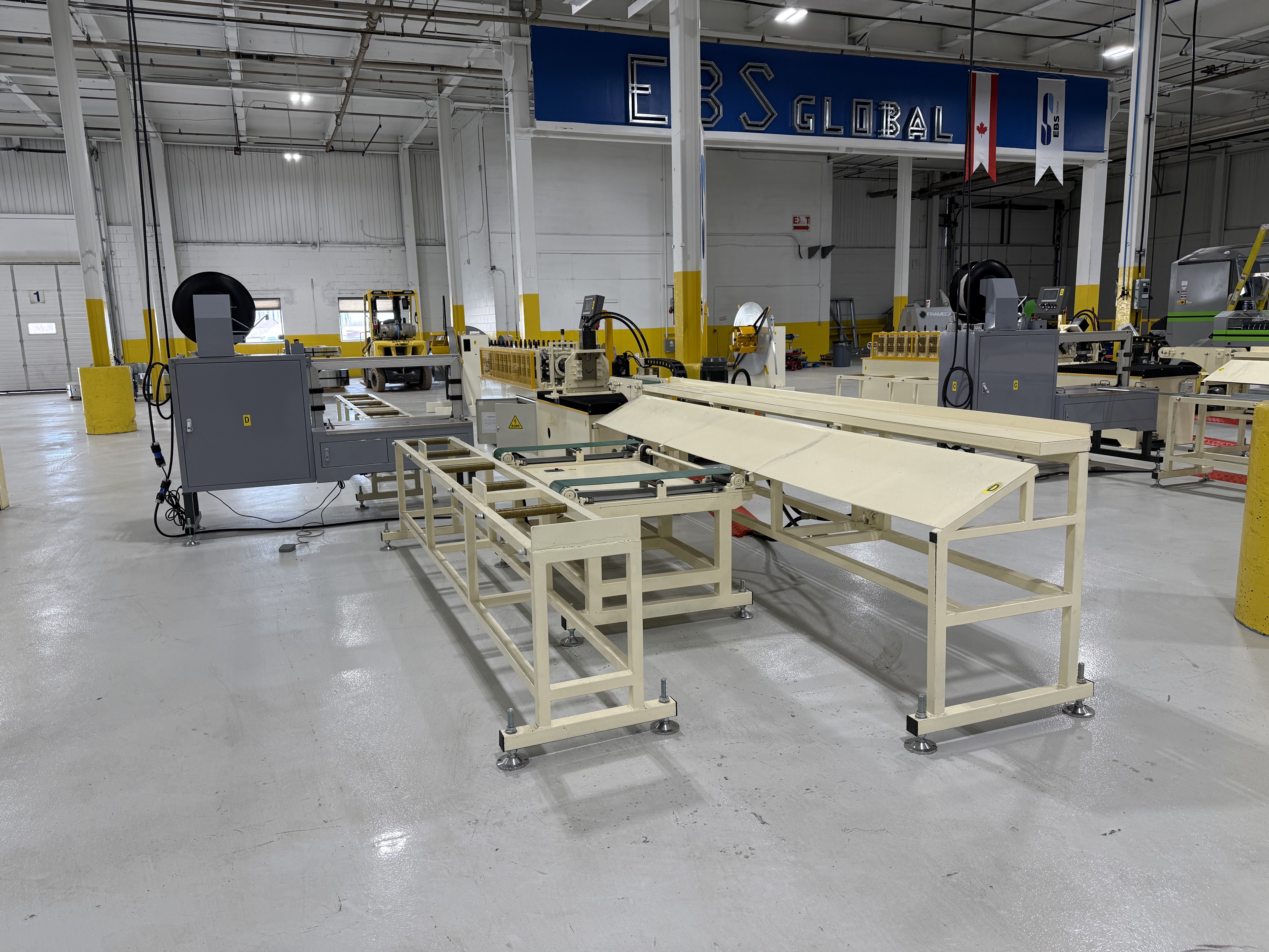 中拓冷彎自動開合龍骨機：點亮加拿大建筑科技新篇